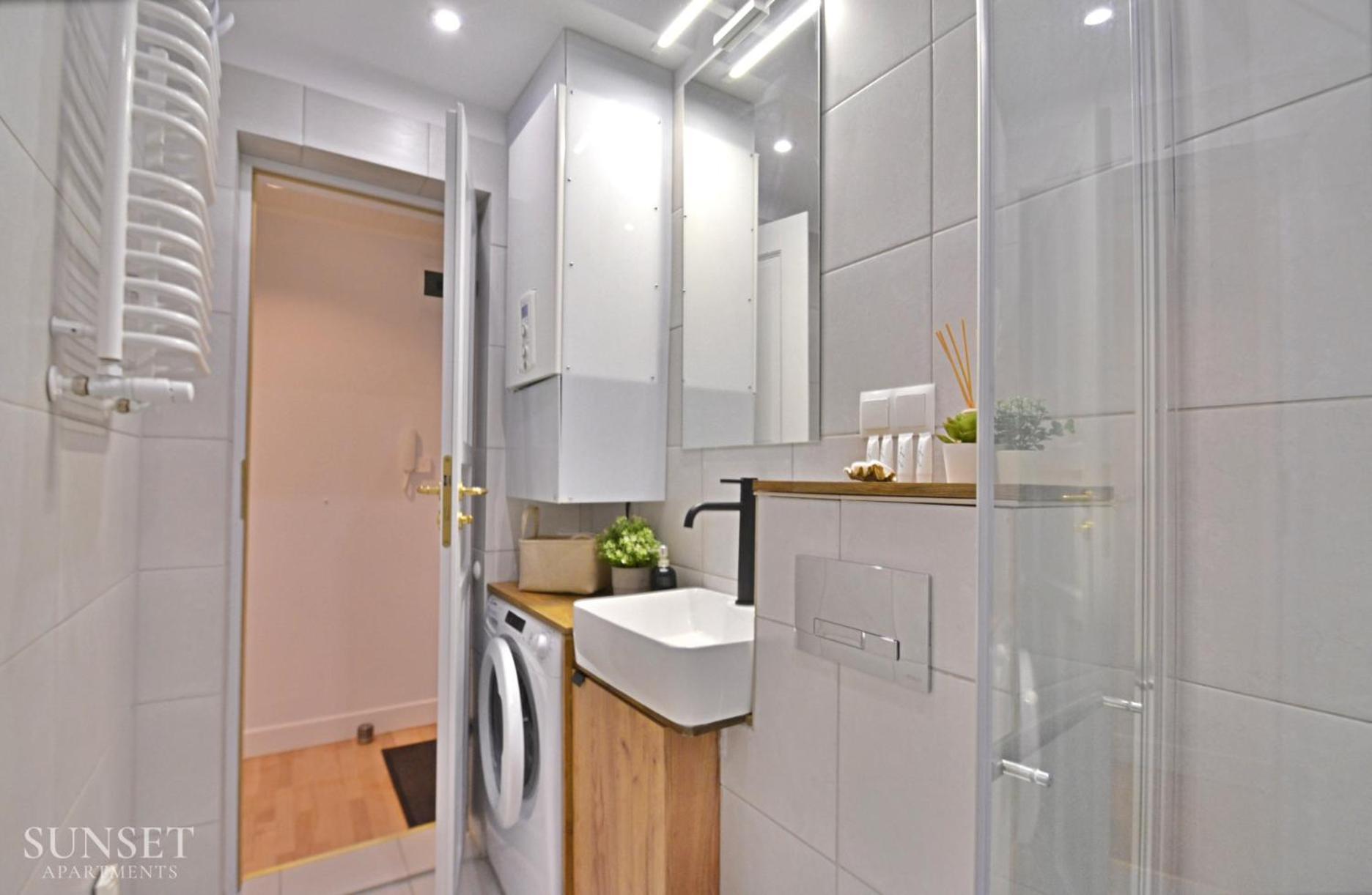 Sunset Apartments - Kapitanska - Plaza 500M 斯维诺乌伊希切 外观 照片